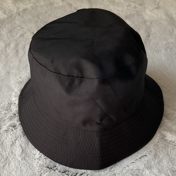 Black & White Checkered Reversible Bucket Hat - Picture 4 of 6